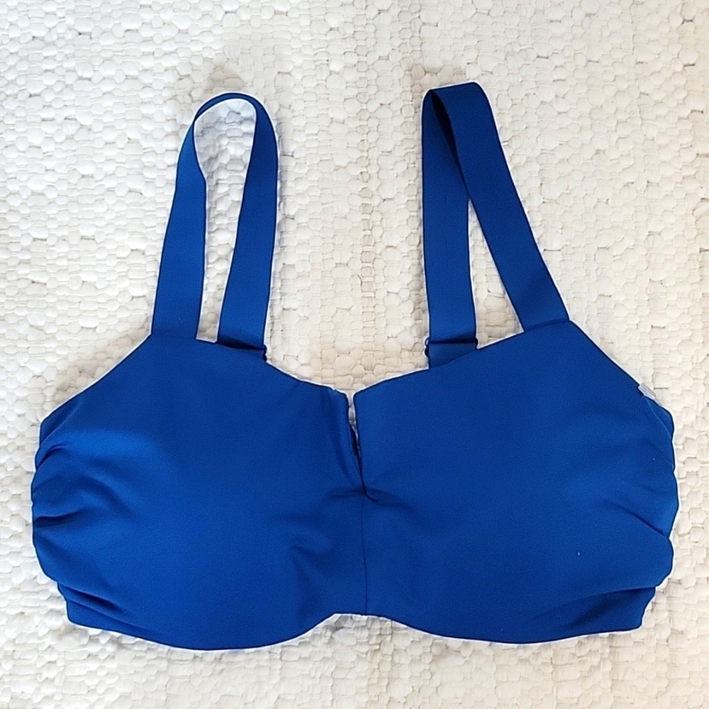 NWOT  Athleta  32D/DD SQUARE NECK V BRA CUP BIKINI Top Blue
